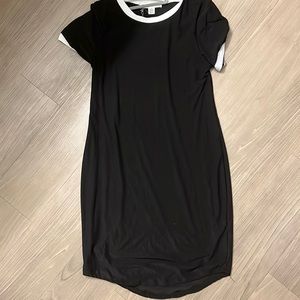 Black bodycon dress